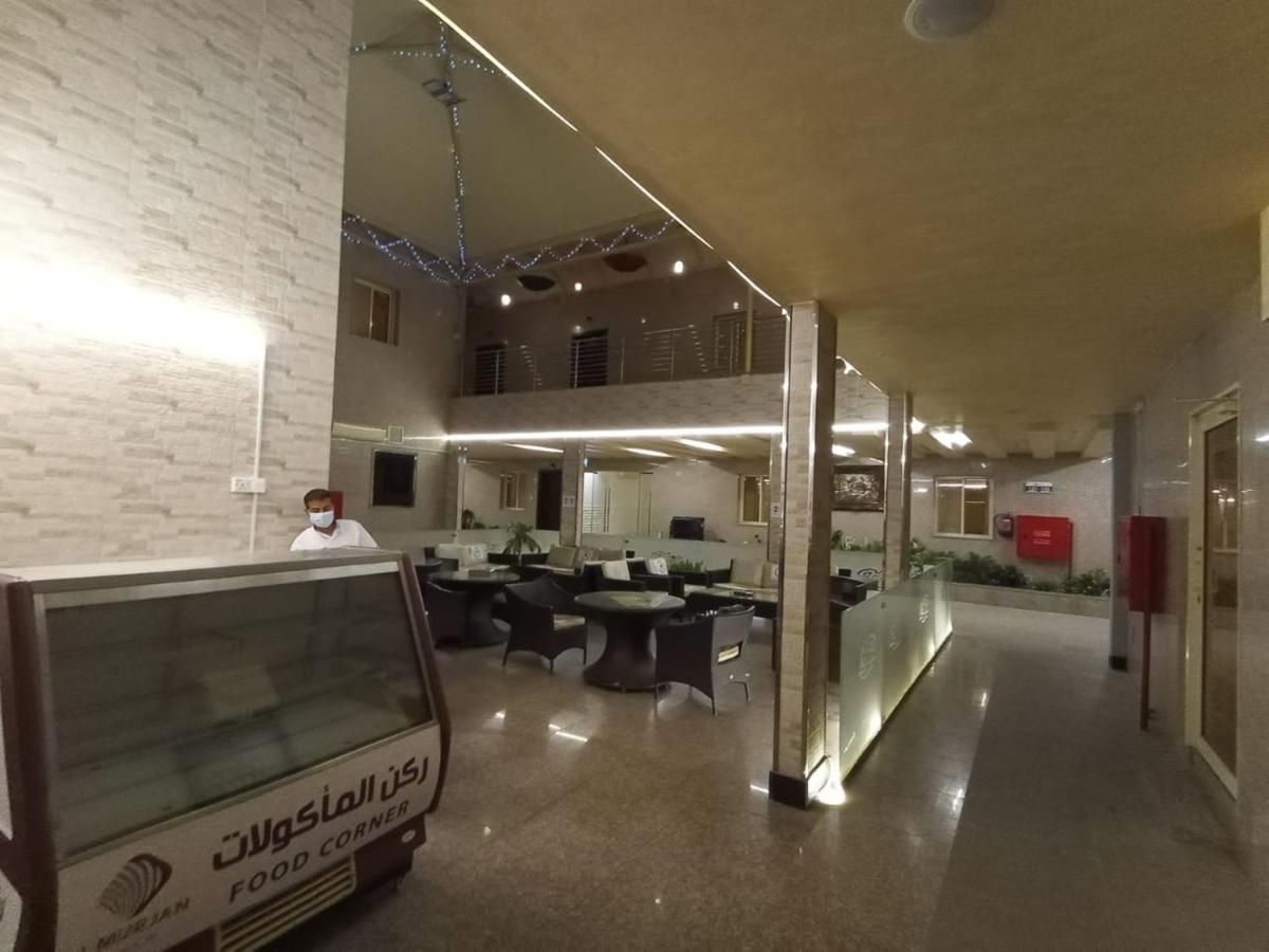 Celine Al Motamaiza Furnished Apartment Jiddah Esterno foto