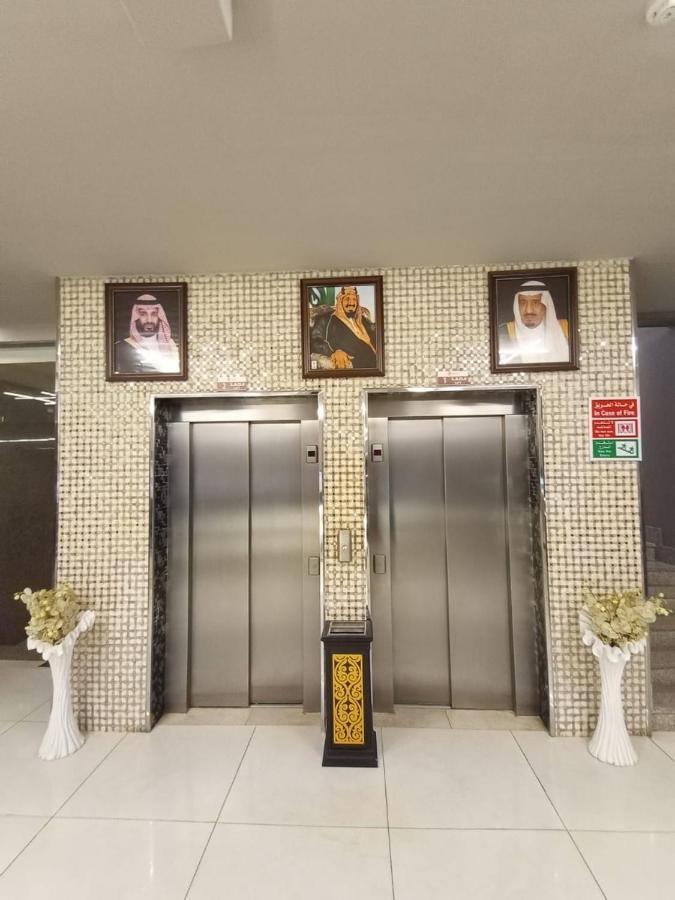 Celine Al Motamaiza Furnished Apartment Jiddah Esterno foto