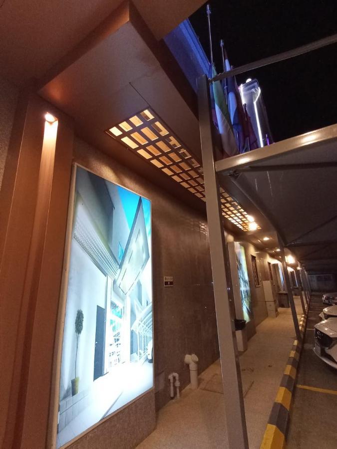 Celine Al Motamaiza Furnished Apartment Jiddah Esterno foto