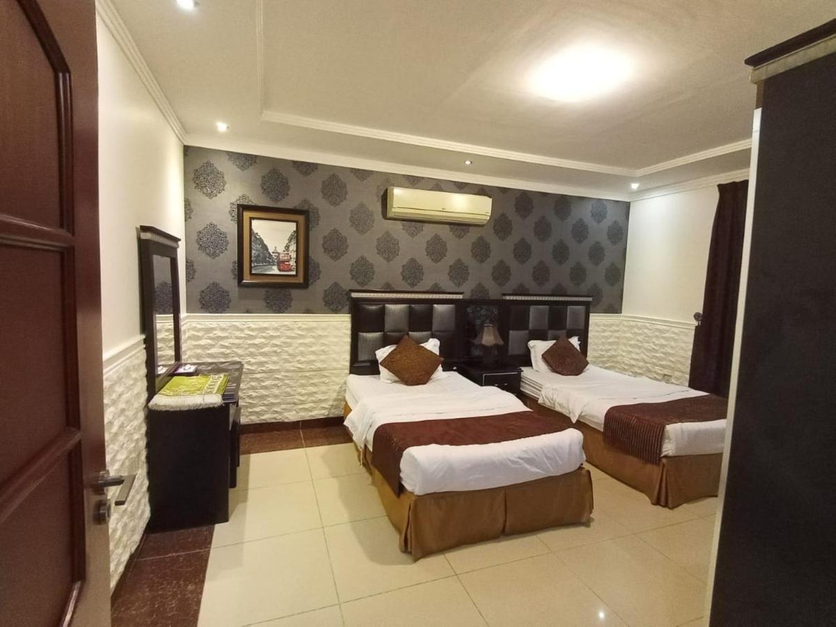 Celine Al Motamaiza Furnished Apartment Jiddah Esterno foto
